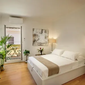 Apartment The Right Place 4u Mario De Fiori, Rom