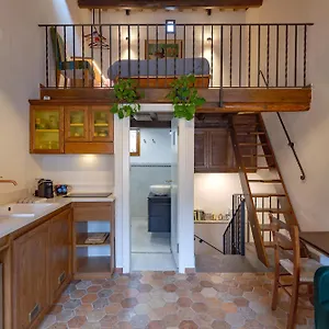 Apartment Loft Trastevere, Rome