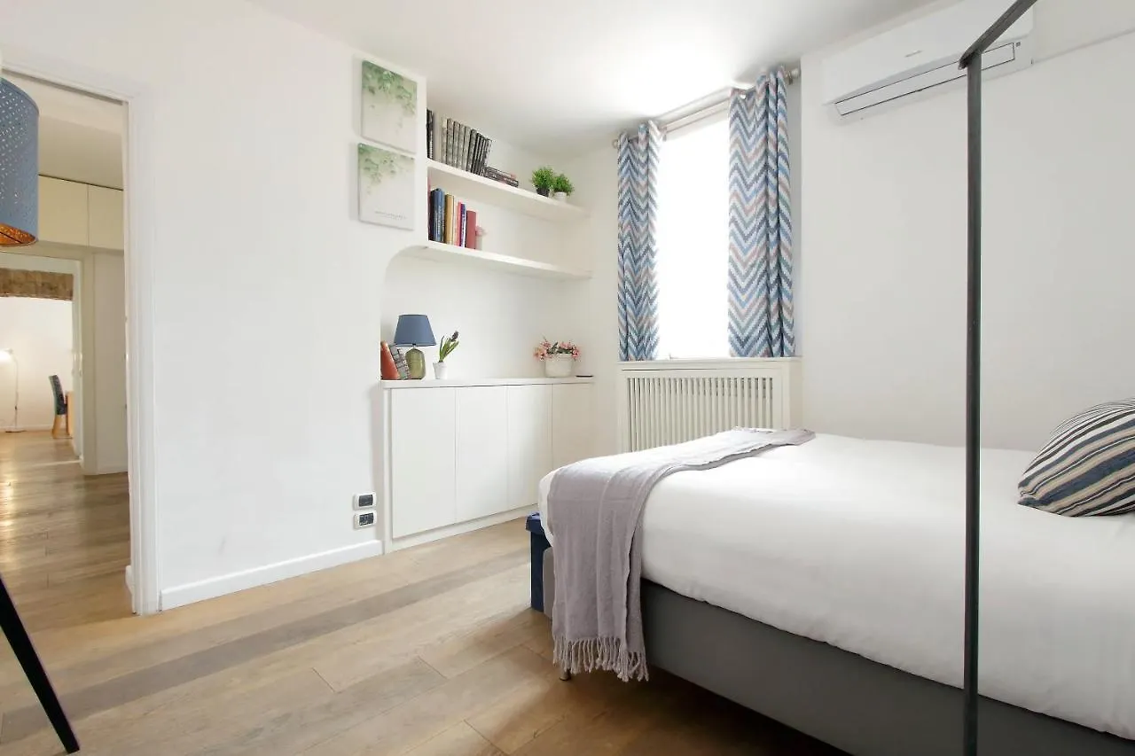 Colosseo Terrace Apartment Roma 0*,